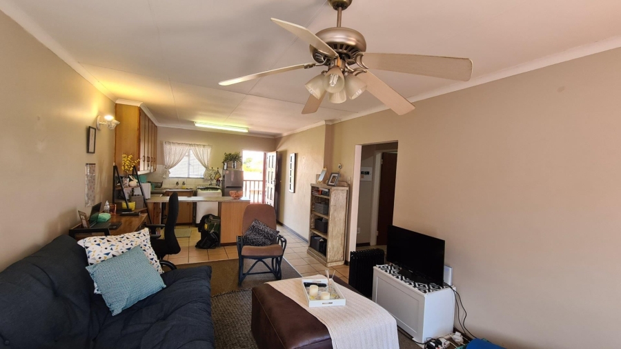 1 Bedroom Property for Sale in Kannoniers Park North West